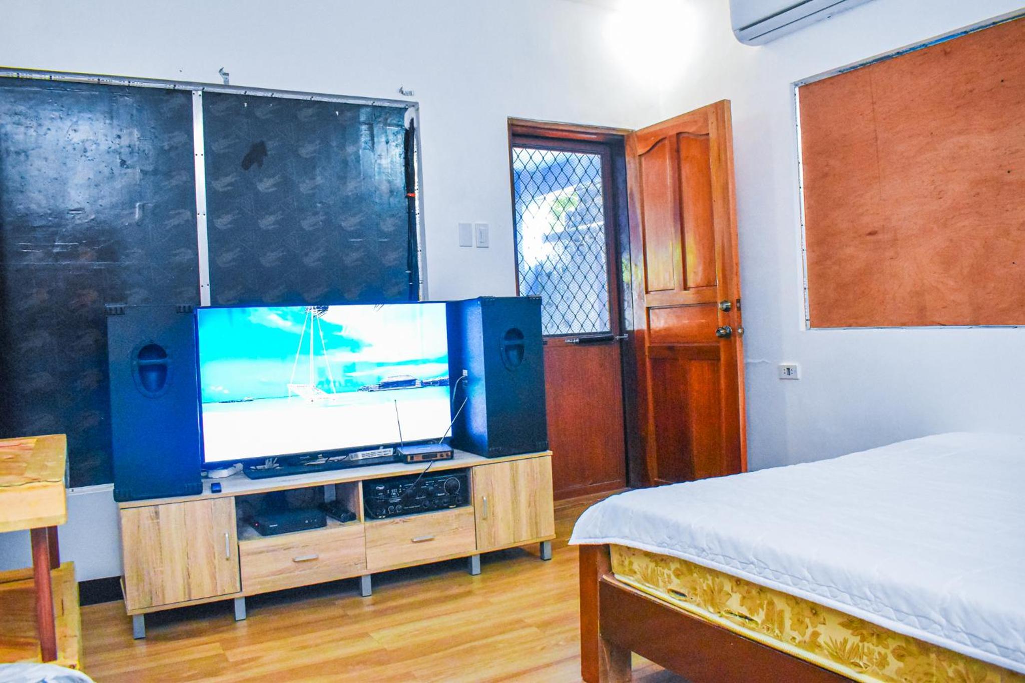 Casa de Madera The Wooden House Staycation Transient and Private Resort