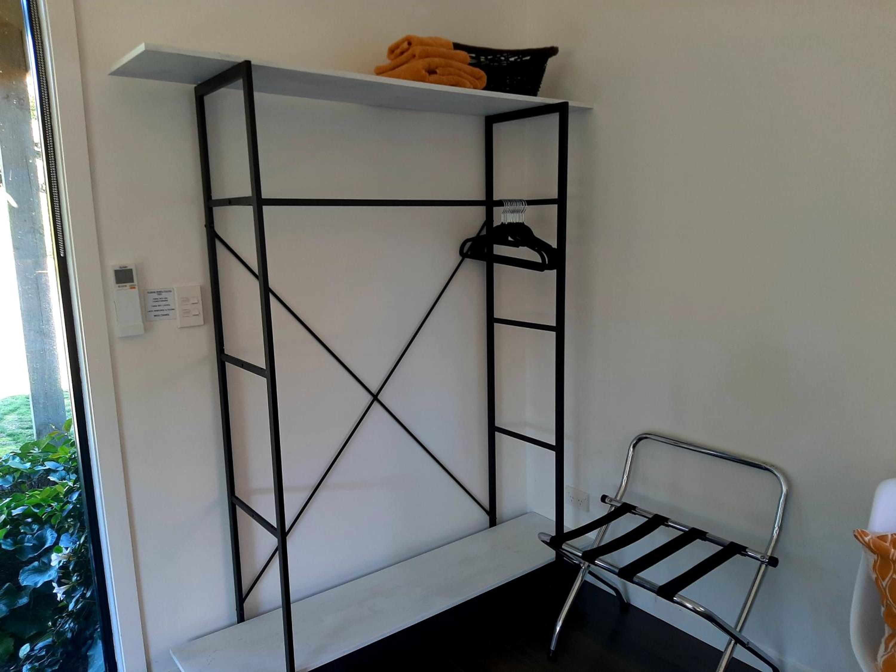 Photo 12