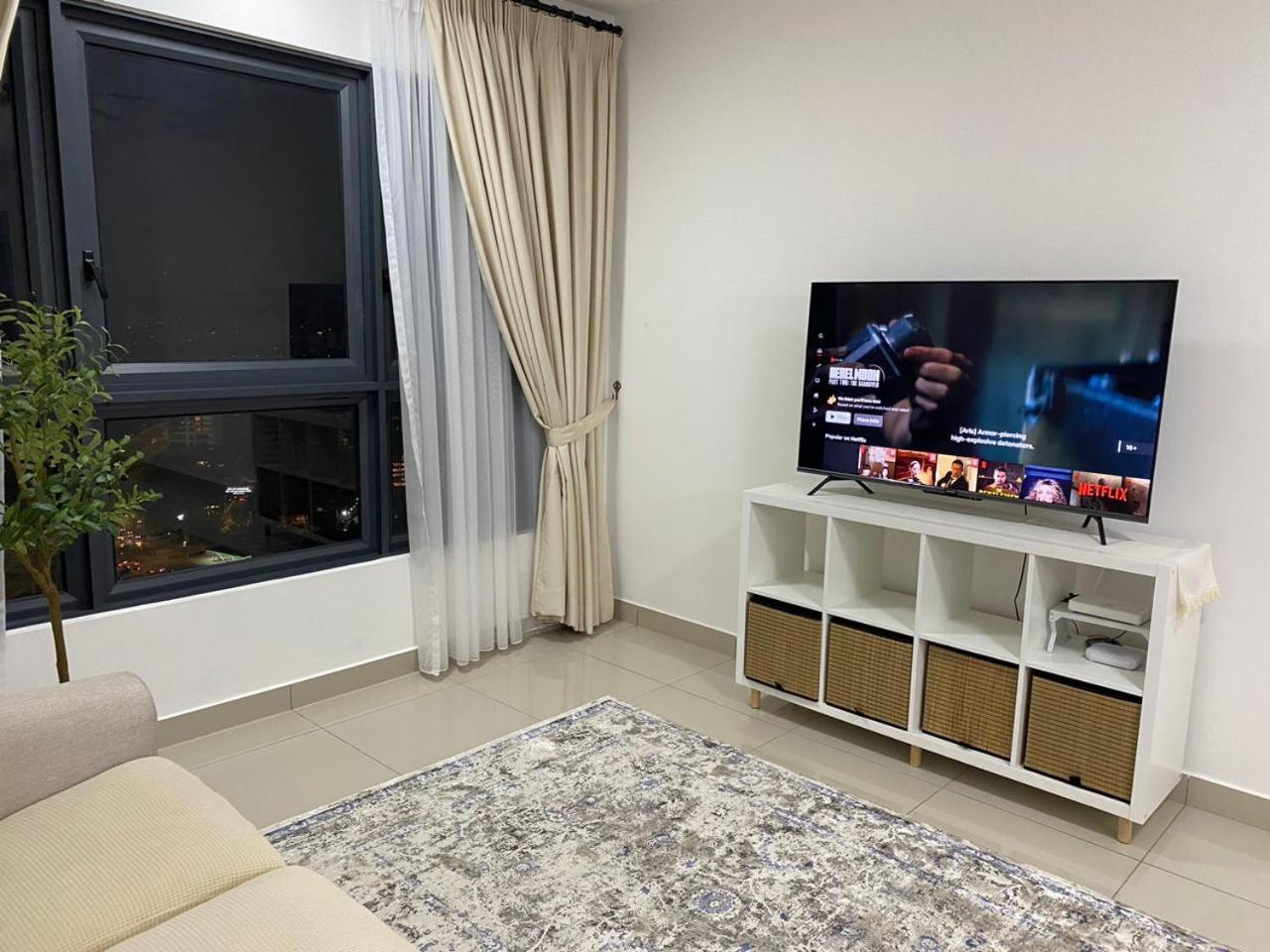 M Vertica Residences in Kuala Lumpur Skyline View Luxury Condominium