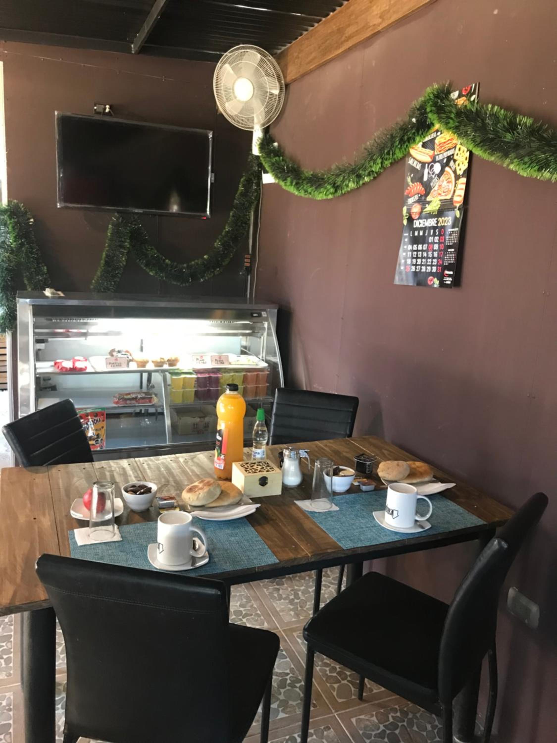 Hostal Emporio