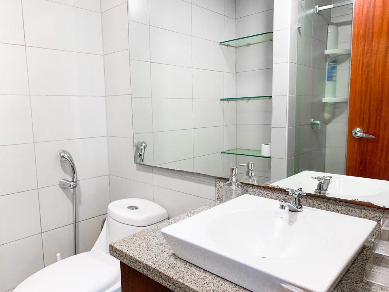 Lujoso Depa con piscina - jacuzzi y vista al rio desde la habitación view 5