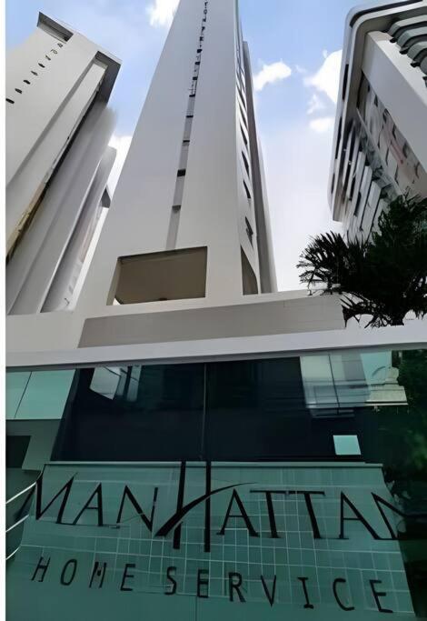 Apartamento encantador 02 dormitórios Maurício de Nassau