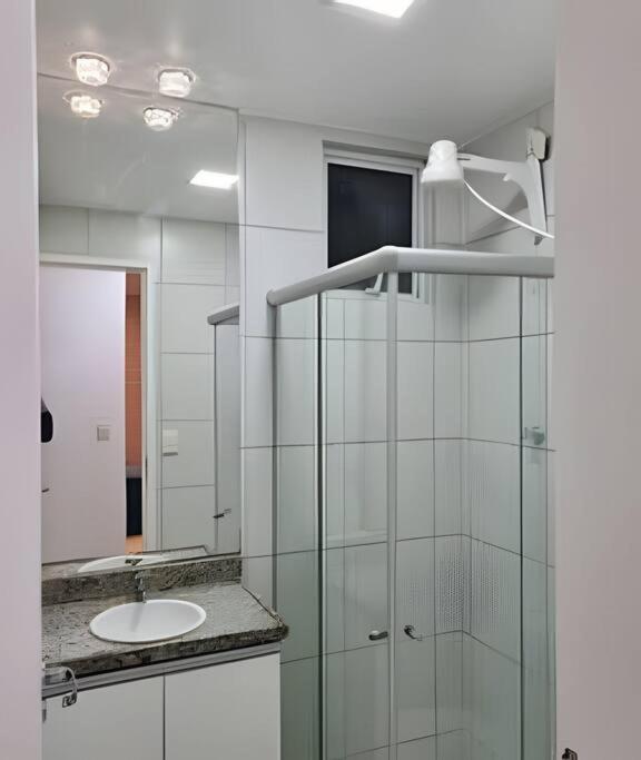 Apartamento encantador 02 dormitórios Maurício de Nassau