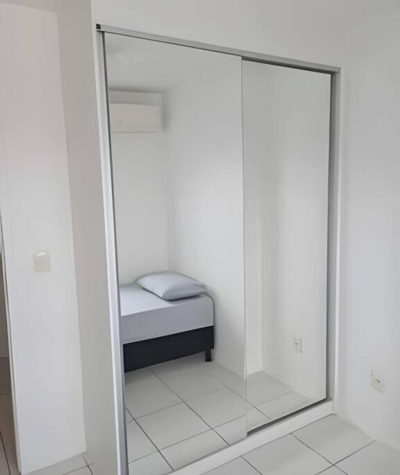 Apartamento encantador 02 dormitórios Maurício de Nassau