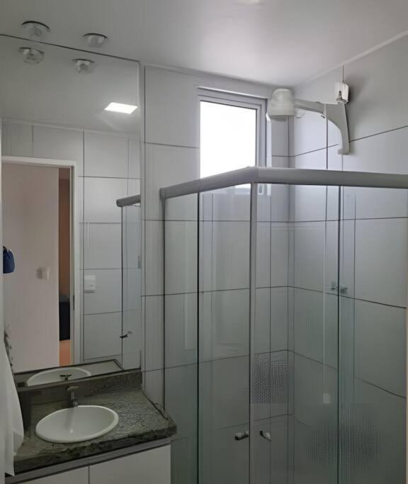 Apartamento encantador 02 dormitórios Maurício de Nassau