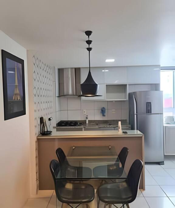 Apartamento encantador 02 dormitórios Maurício de Nassau