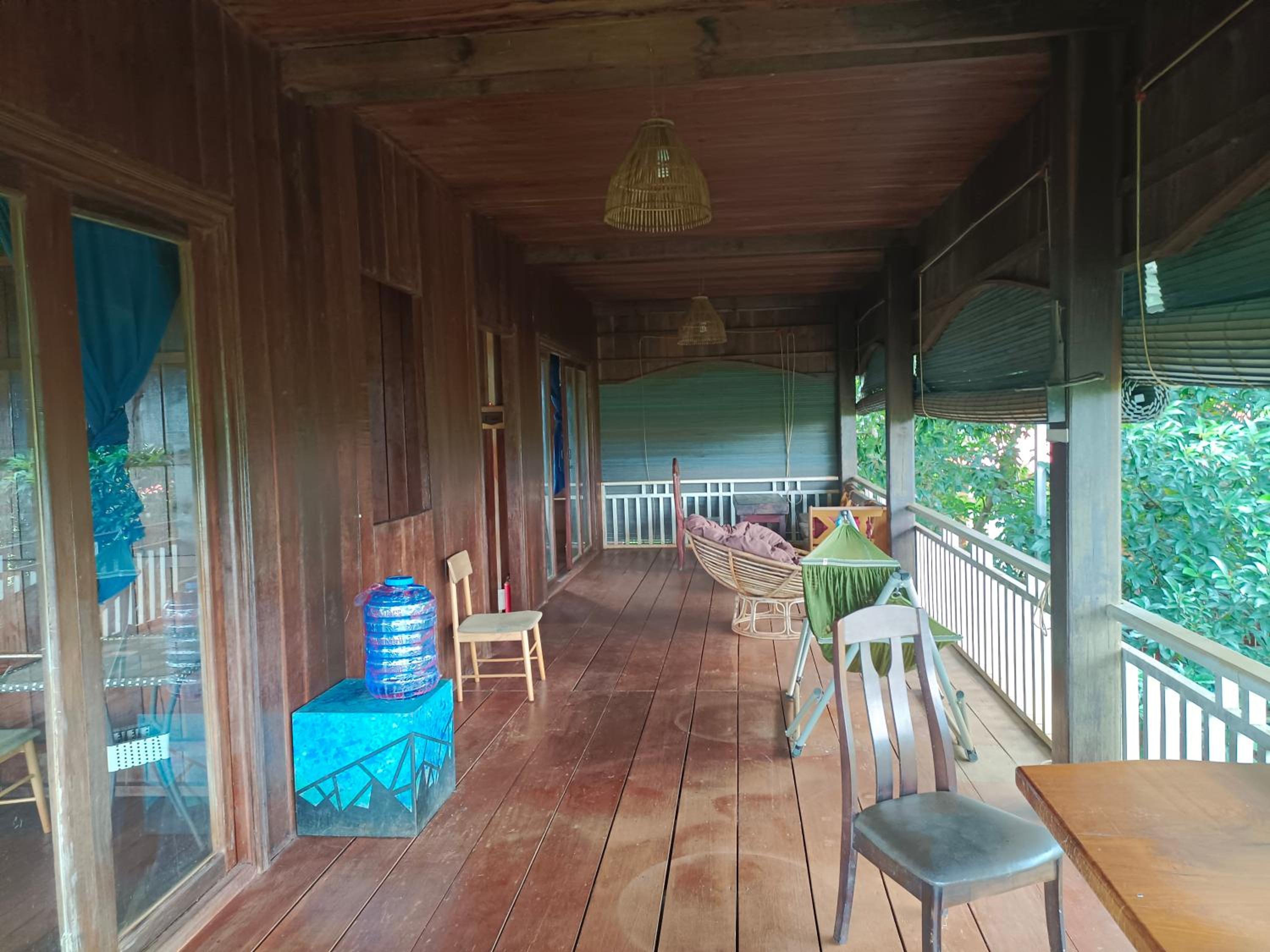 Banlung Hill Top House &Trekking