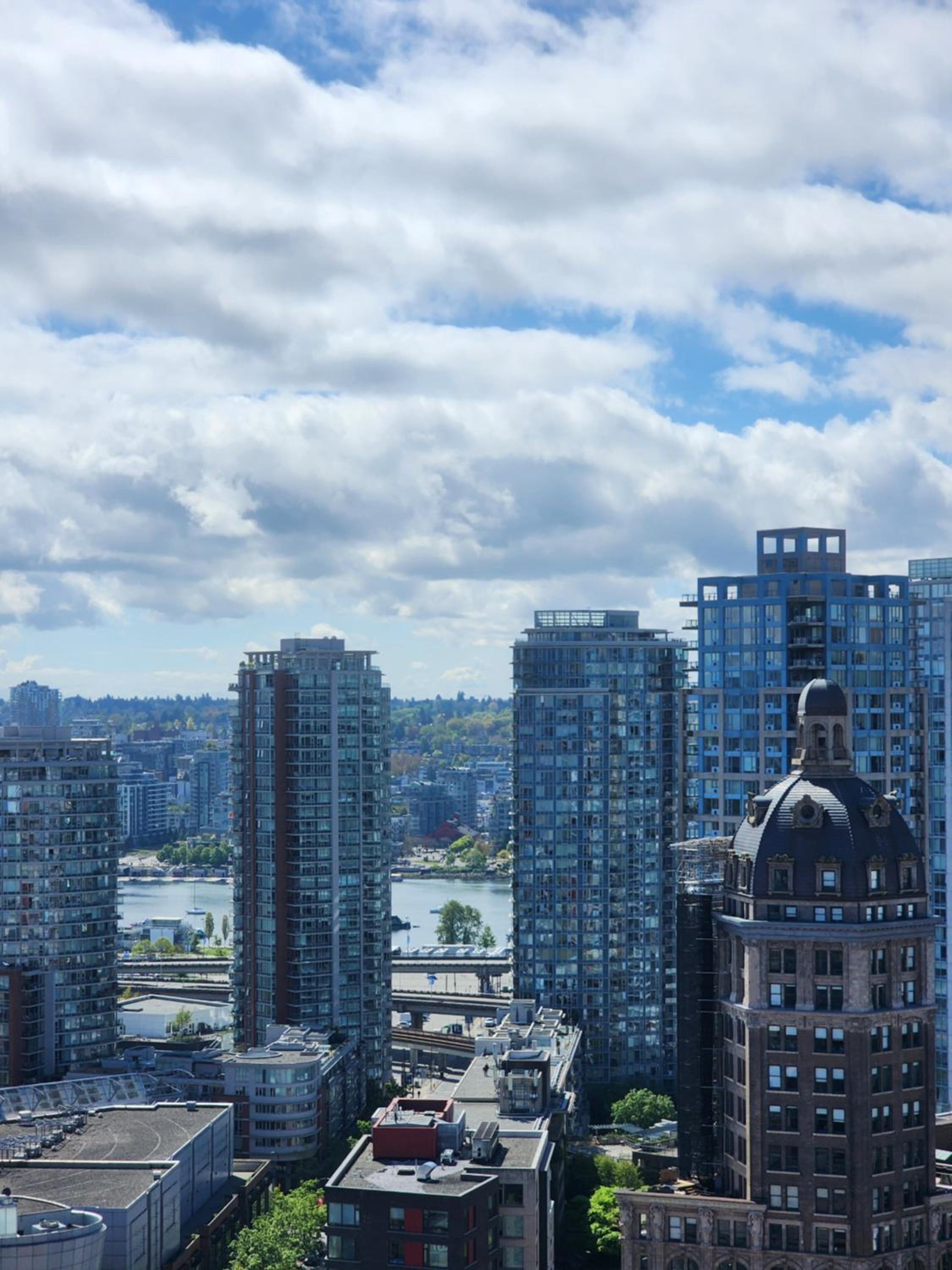 Luxury Downtown Vancouver Suite