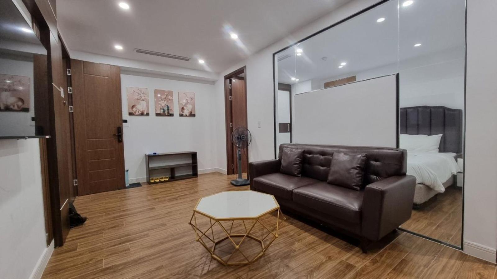 Phong Lan Apartments
