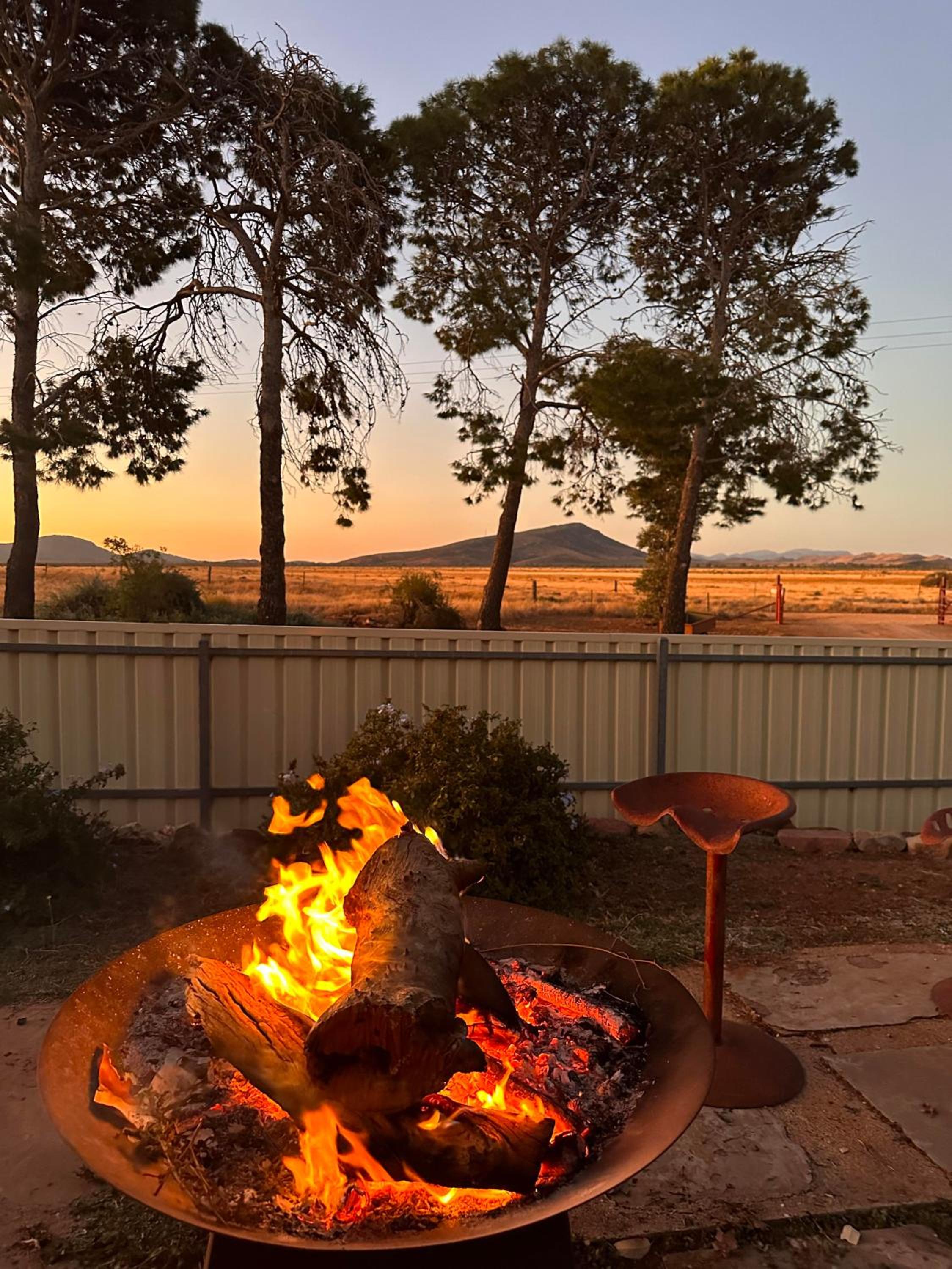 Sunset Ridge Accommodation -Rockville Homestead