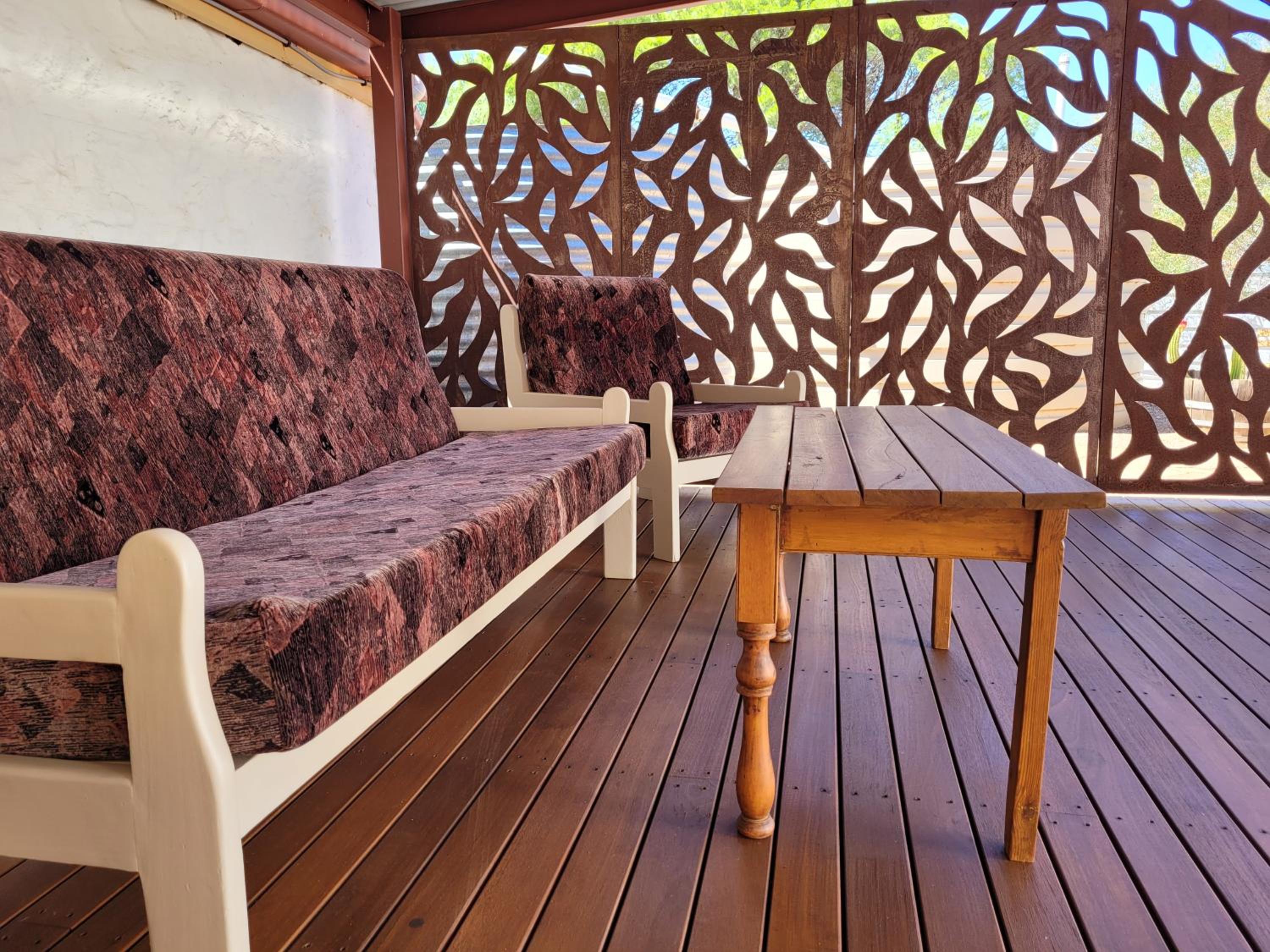 Sunset Ridge Accommodation -Rockville Homestead
