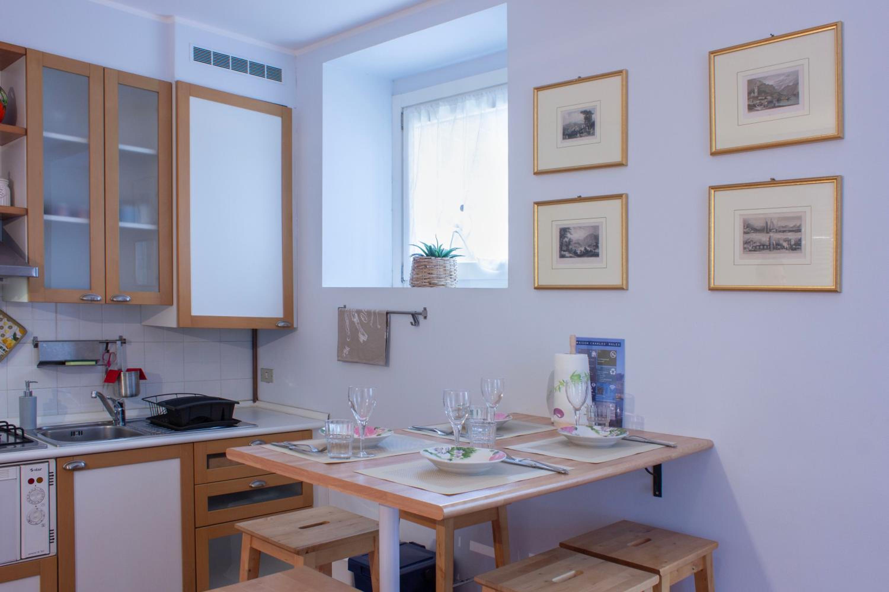 Maison Charles - Lake Como Apartment view 4