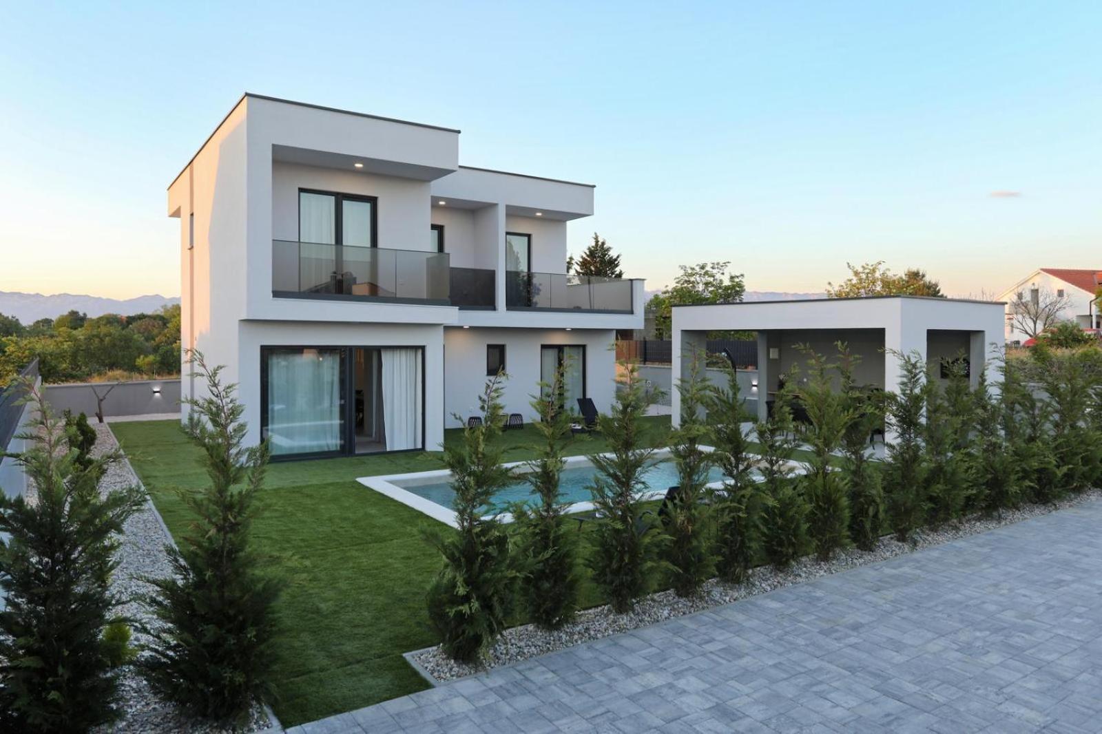 Villa Cvit Mediterana with heated pool
