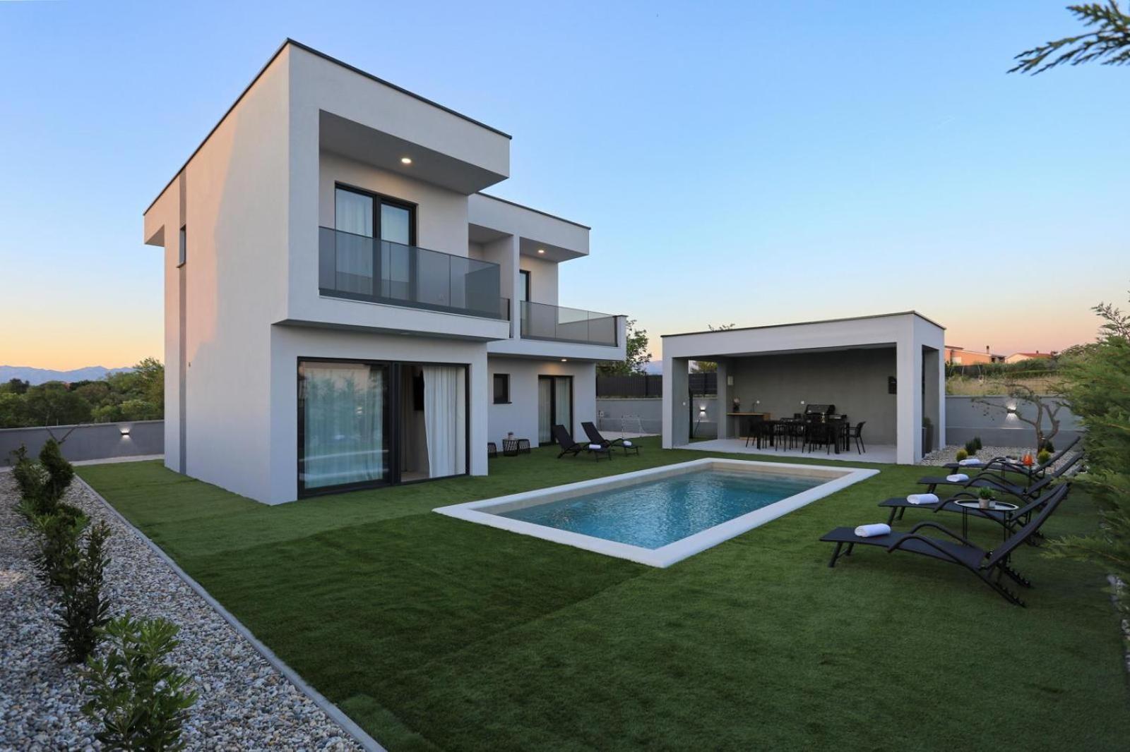 Villa Cvit Mediterana with heated pool