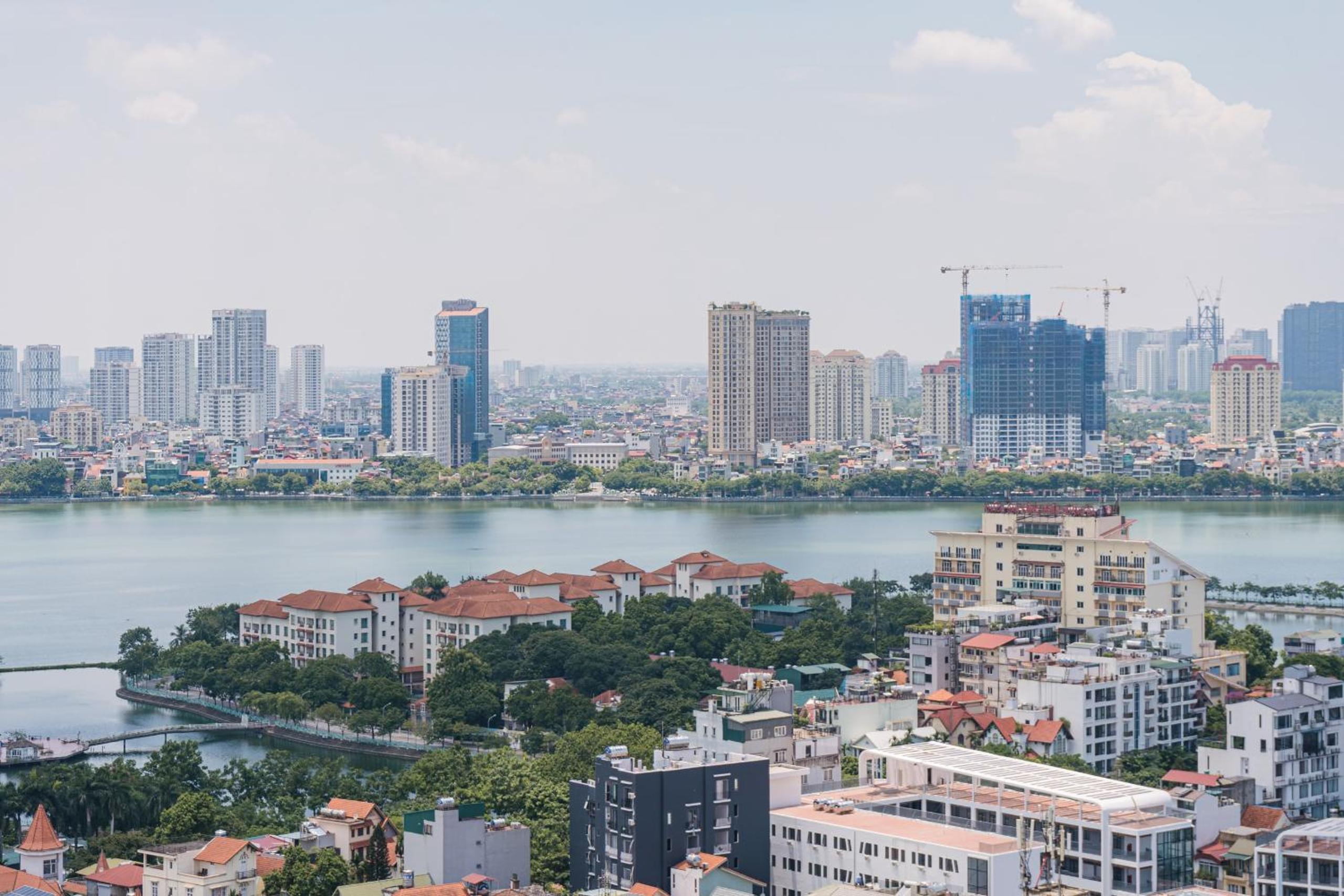 D'Leroi Soleil - Modern Apartment by West Lake