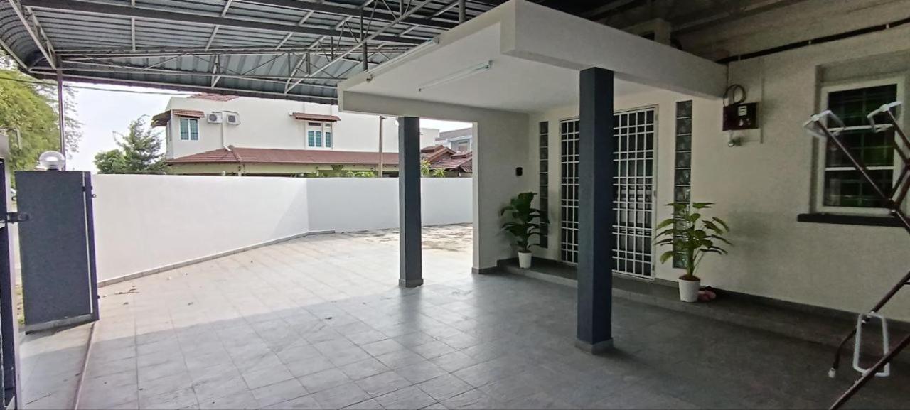 Ipoh Garden East Homestay by Grab A Stay photo 3