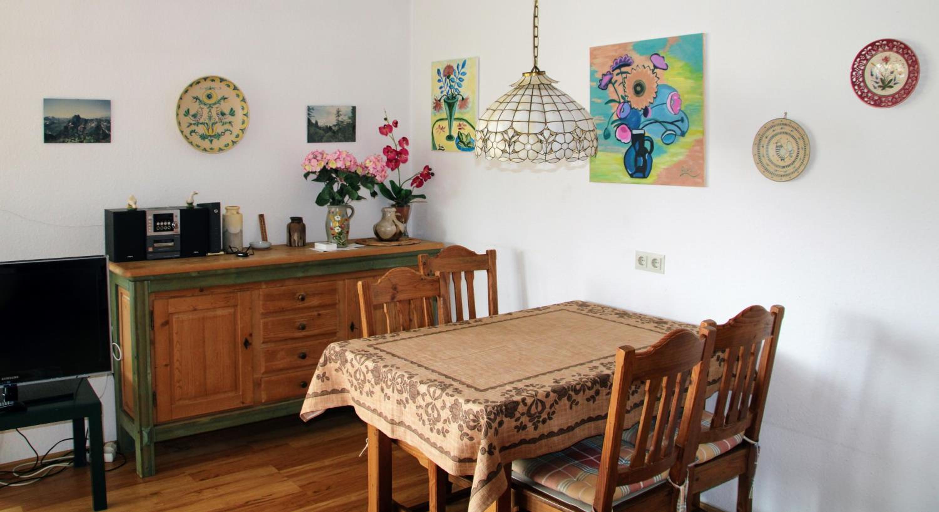 Gemütliche Ferienwohnung Krämer mit Bergblick