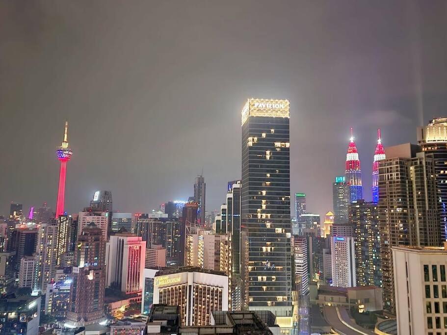 Bukit Bintang Pavillion Skypool 1Bedroom 4pax