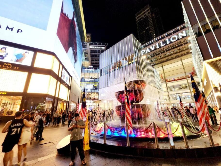 Bukit Bintang Pavillion Skypool 1Bedroom 4pax