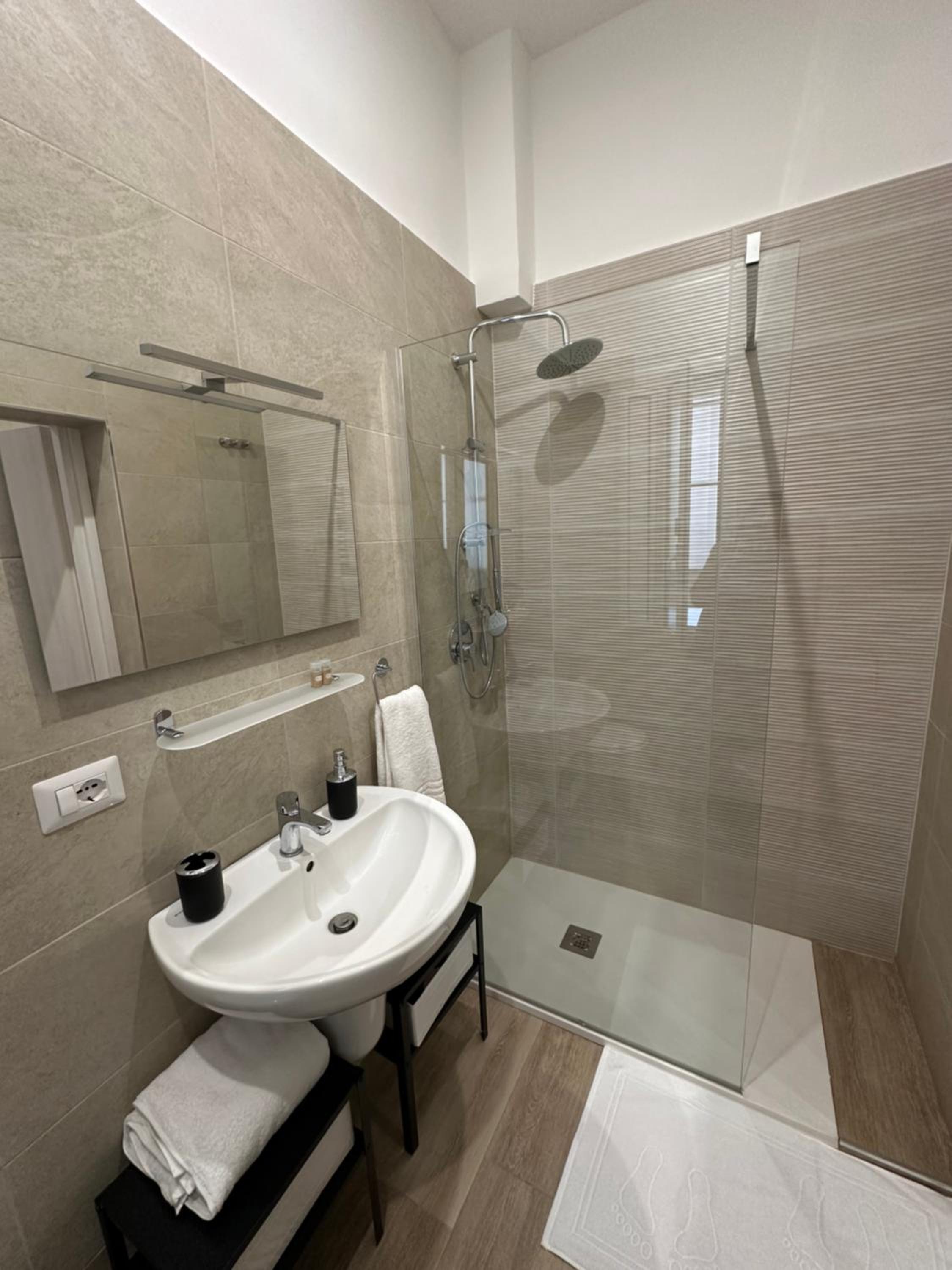 ROSAS Guest House - La Cementina view 2