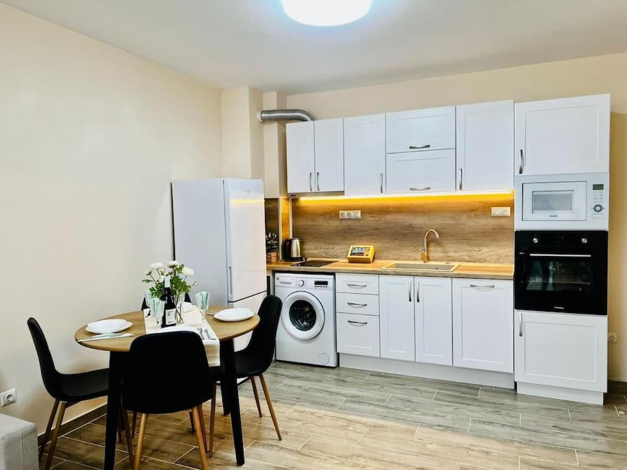 Malinova Stylish Apartment