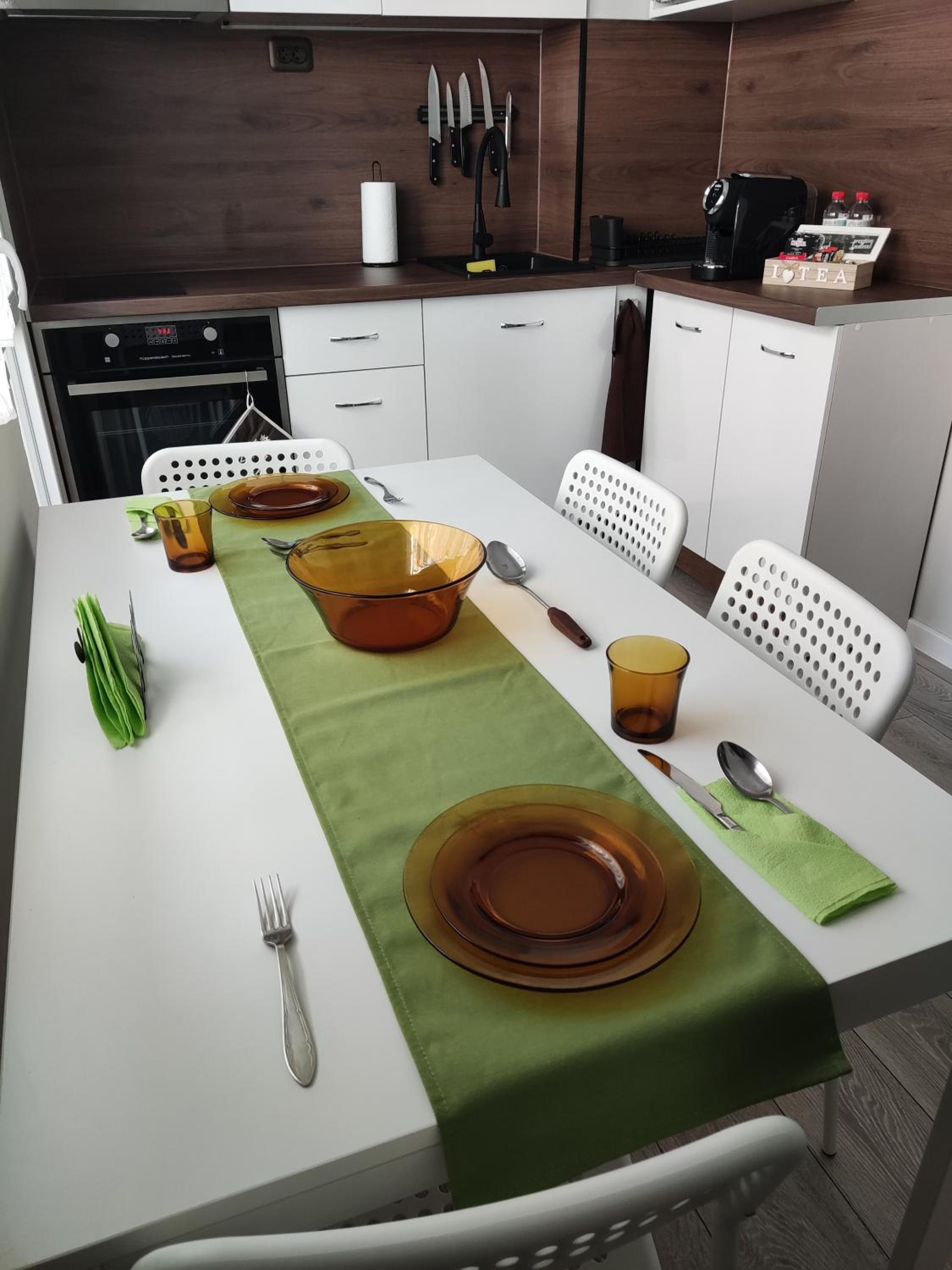 Maya's Airport Apartment