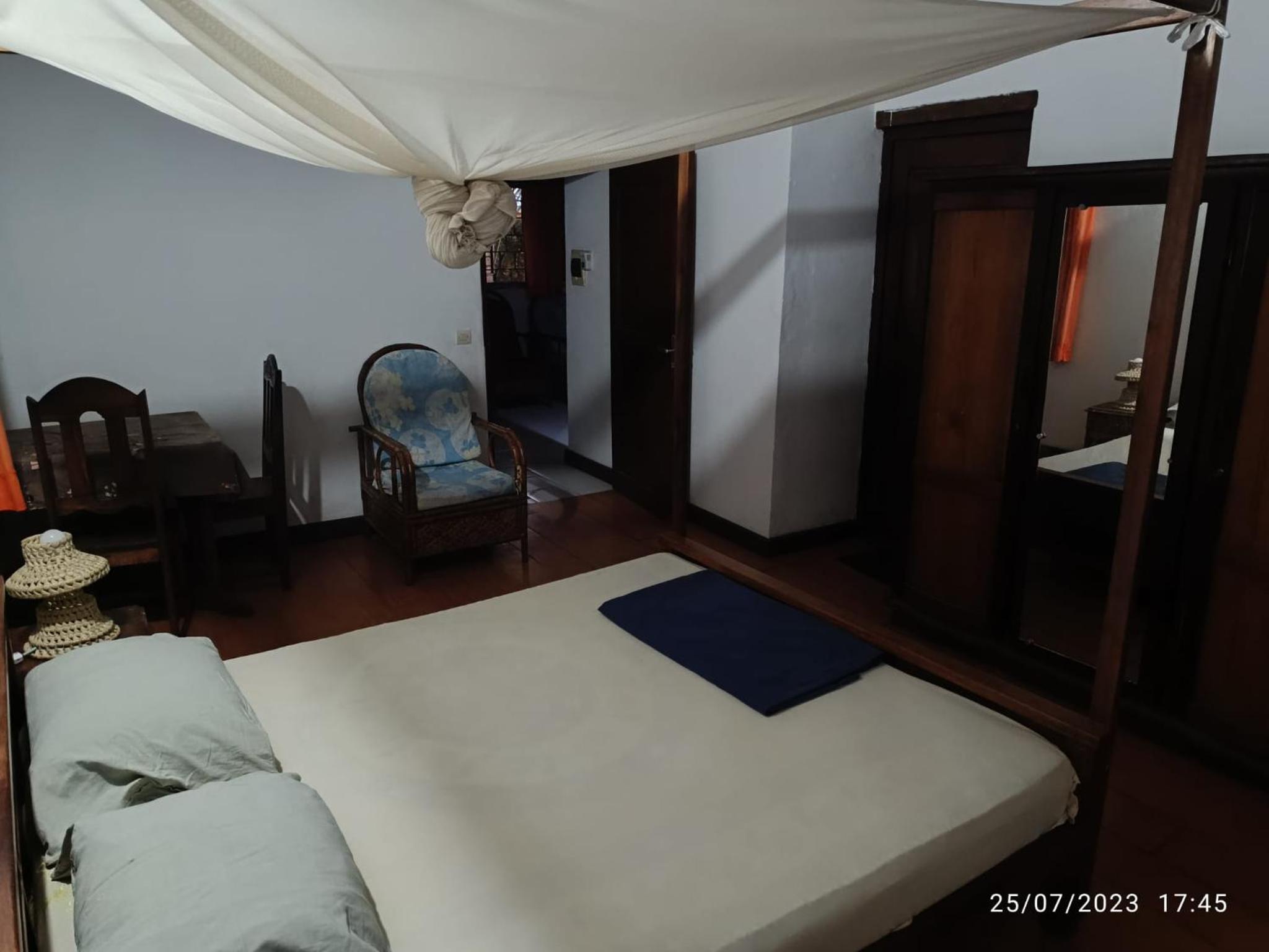 Mauro Lodge view 4