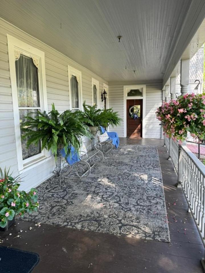 Woodbine Inn and Restaurant