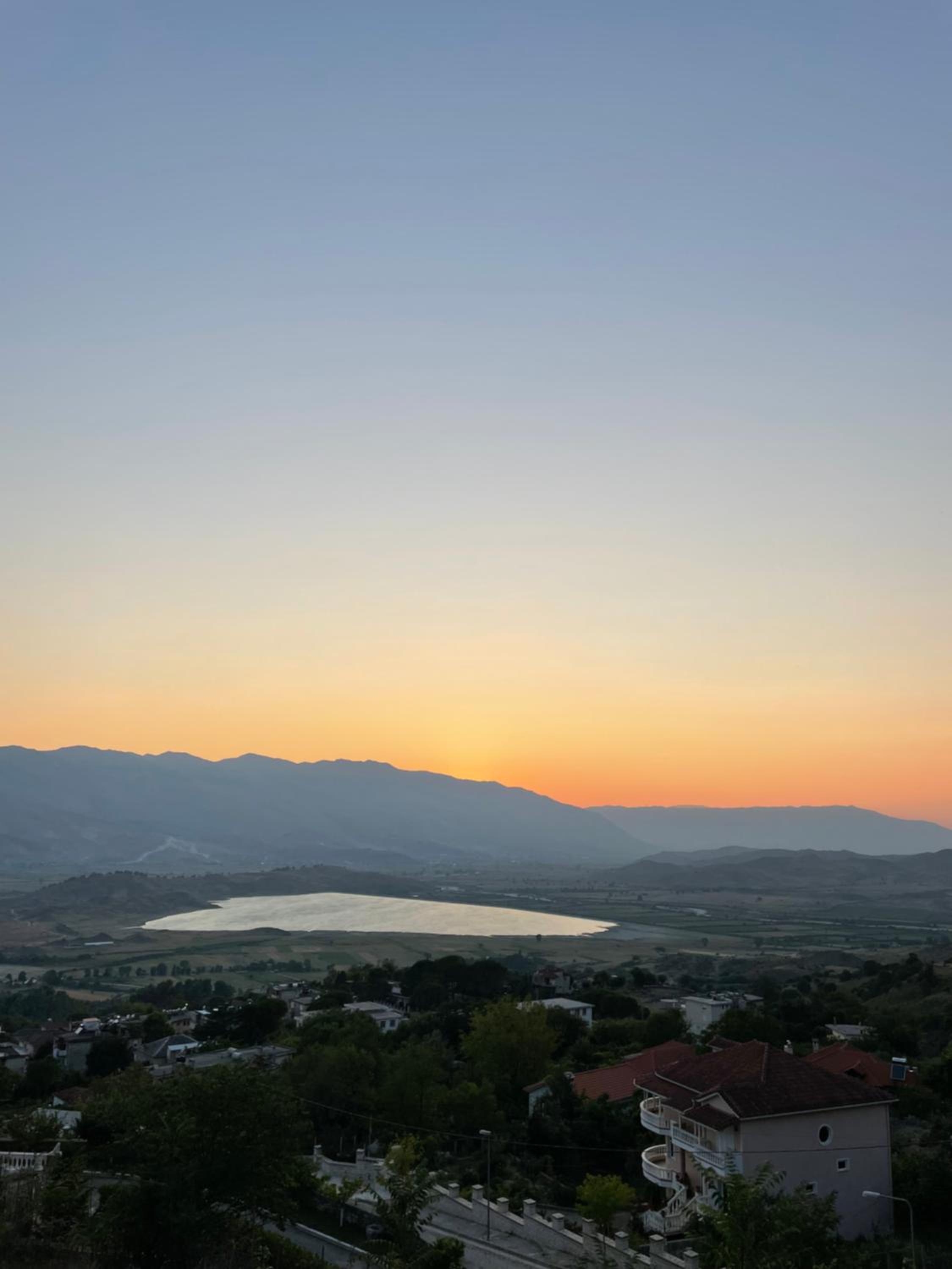 Bujtina DHULI