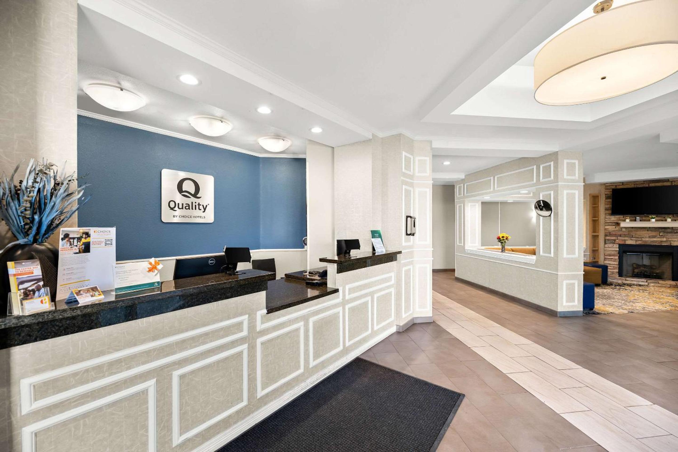 Big Spring Vacations - Quality Inn  Suites - Property Image 3