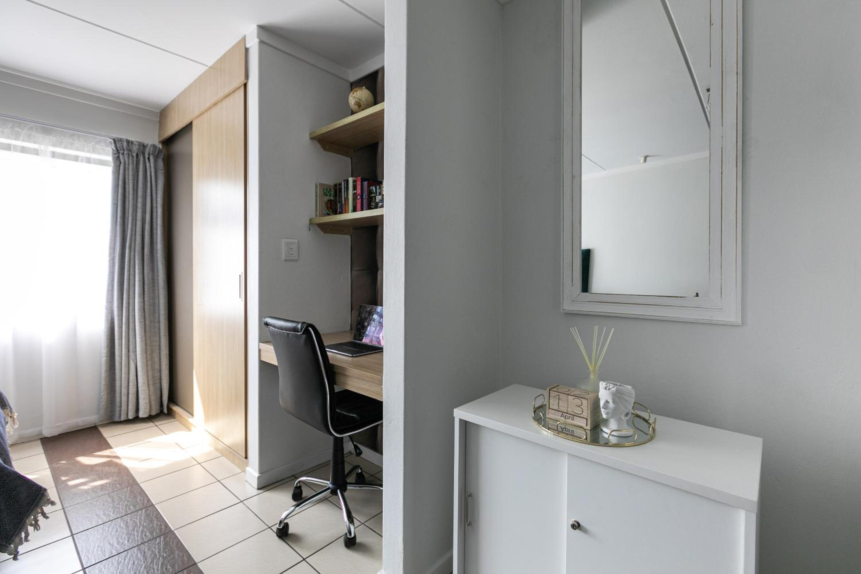 Luxe Studio In Fourways