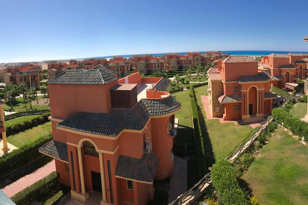 2 Bedrooms Brand-new apartment with private Roof at Blumar
