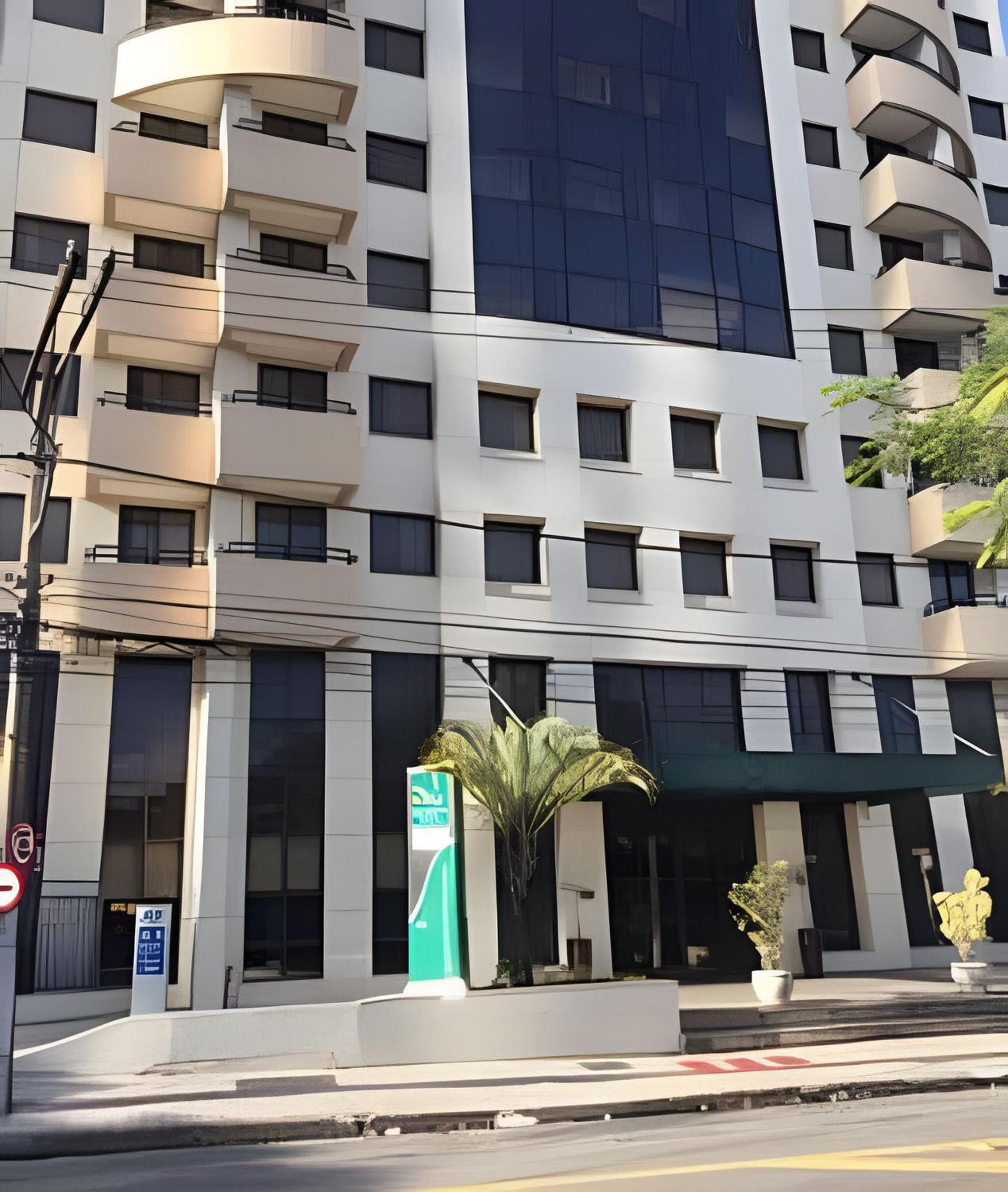 Flat | Qualit Faria Lima
