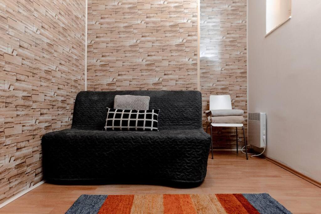 Apartment in Prague's Best Local Area