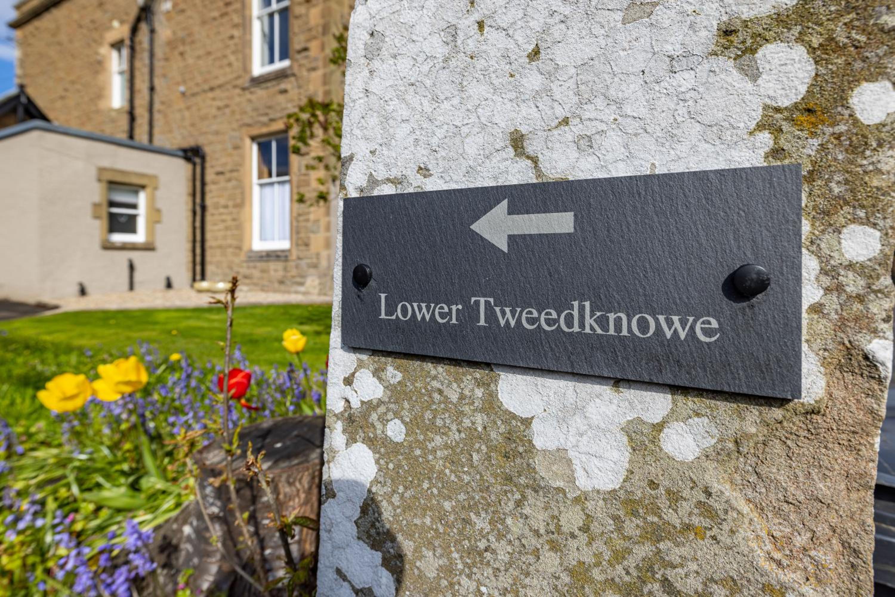 Lower Tweedknowe - ground floor villa Melrose