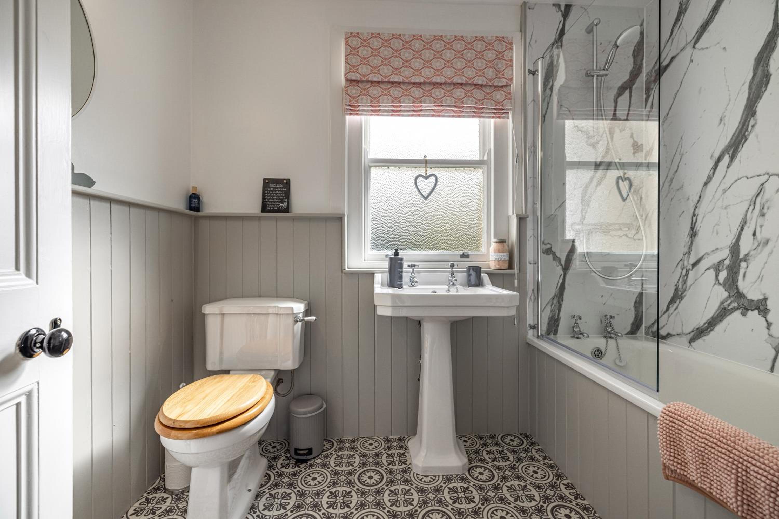 Lower Tweedknowe - ground floor villa Melrose