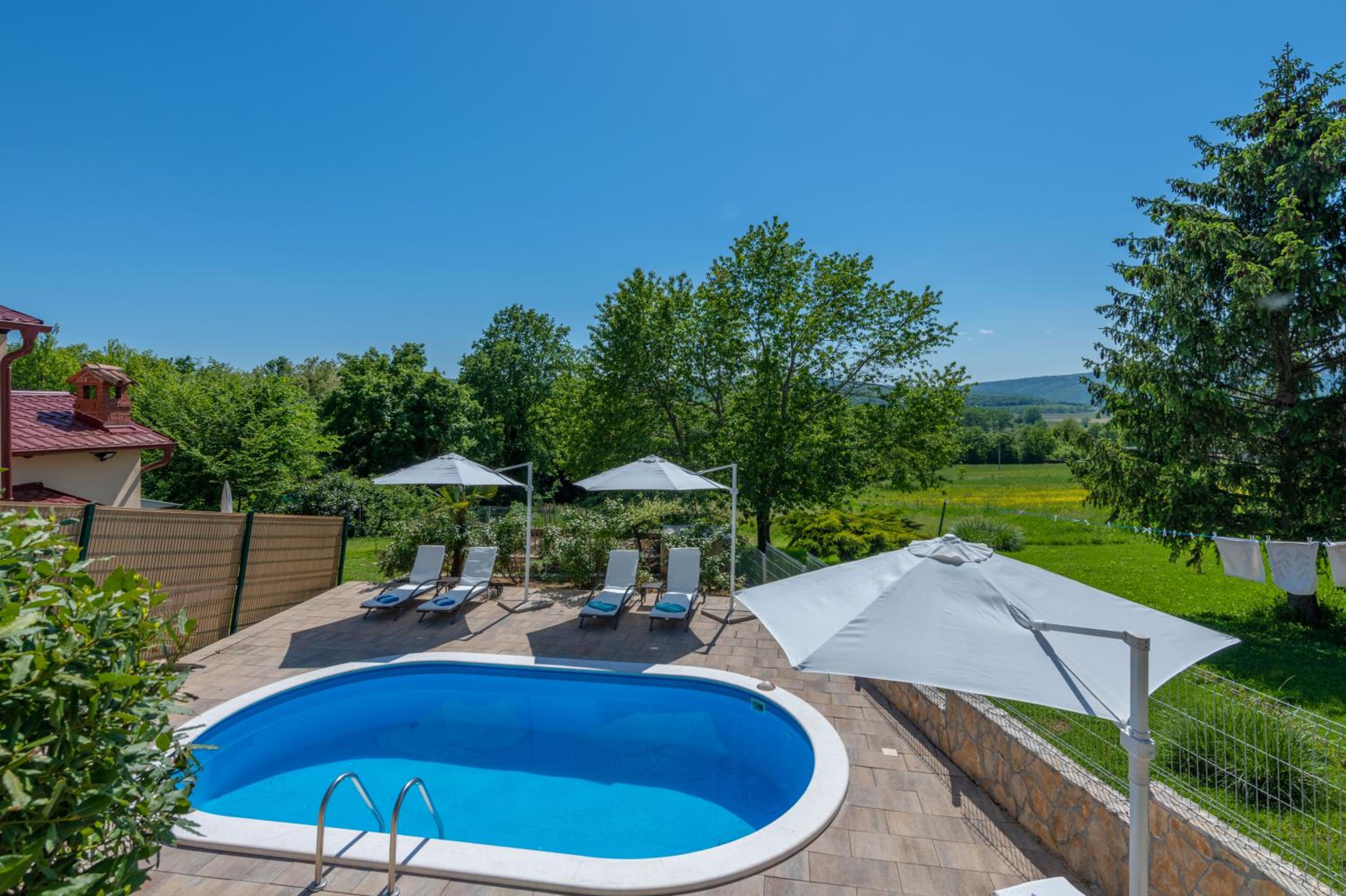 Villa Emma, a charming villa in an idyllic location ner the sea