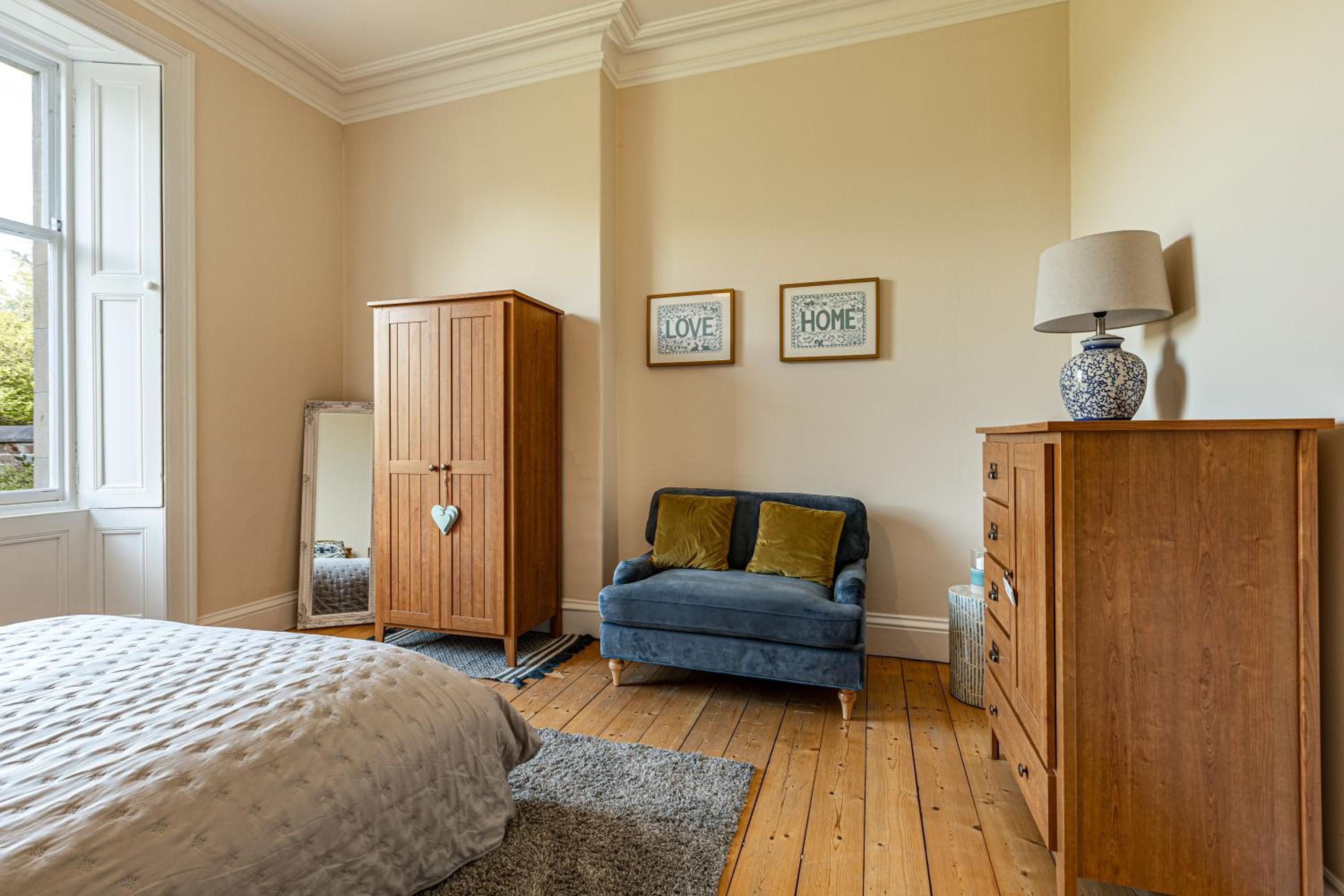 Lower Tweedknowe - ground floor villa Melrose