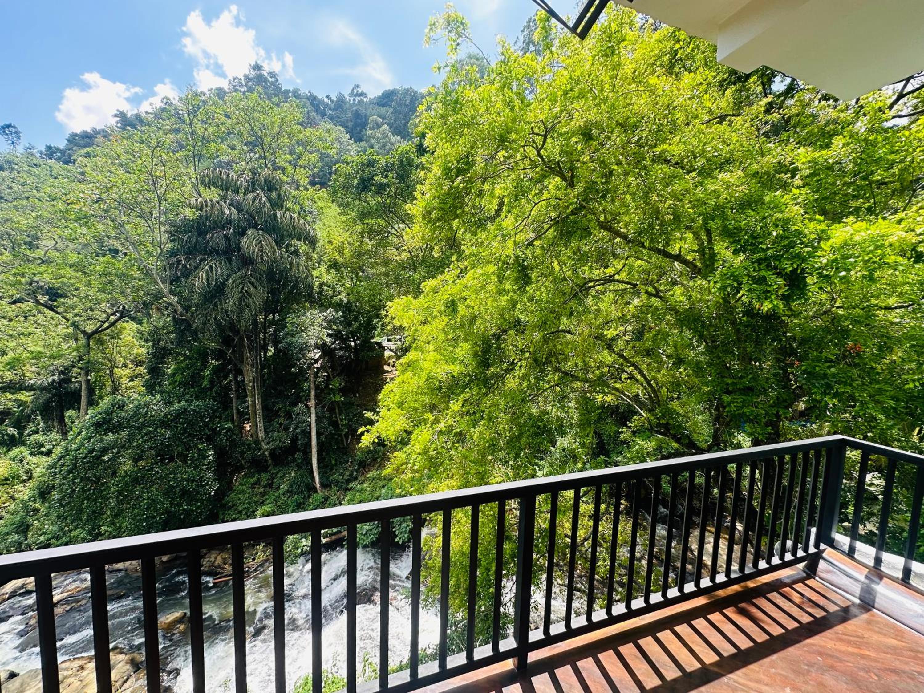 River Splendour Home Stay view 3