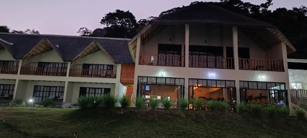 Joma Adventure Lodge