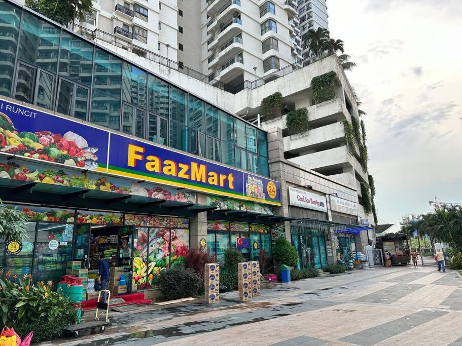 Seaview Sunset 3BR Suite InsStyle DangaBay NearCIQ