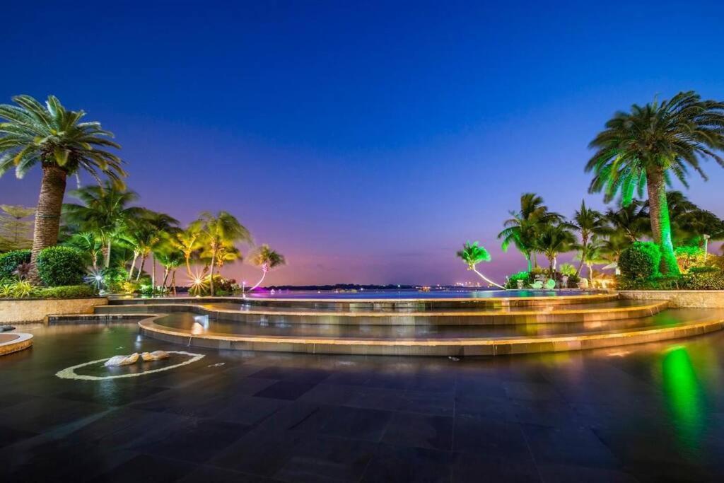 Seaview Sunset 3BR Suite InsStyle DangaBay NearCIQ