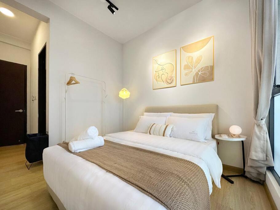 Seaview Sunset 3BR Suite InsStyle DangaBay NearCIQ