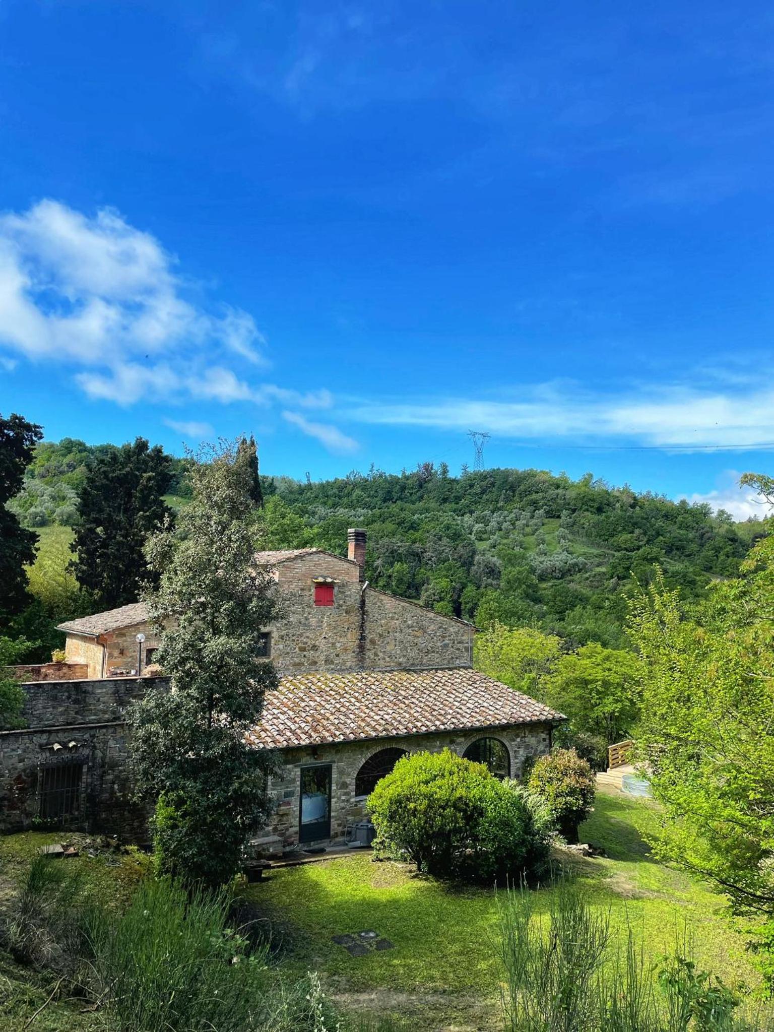 Casa nel bosco il Grottone