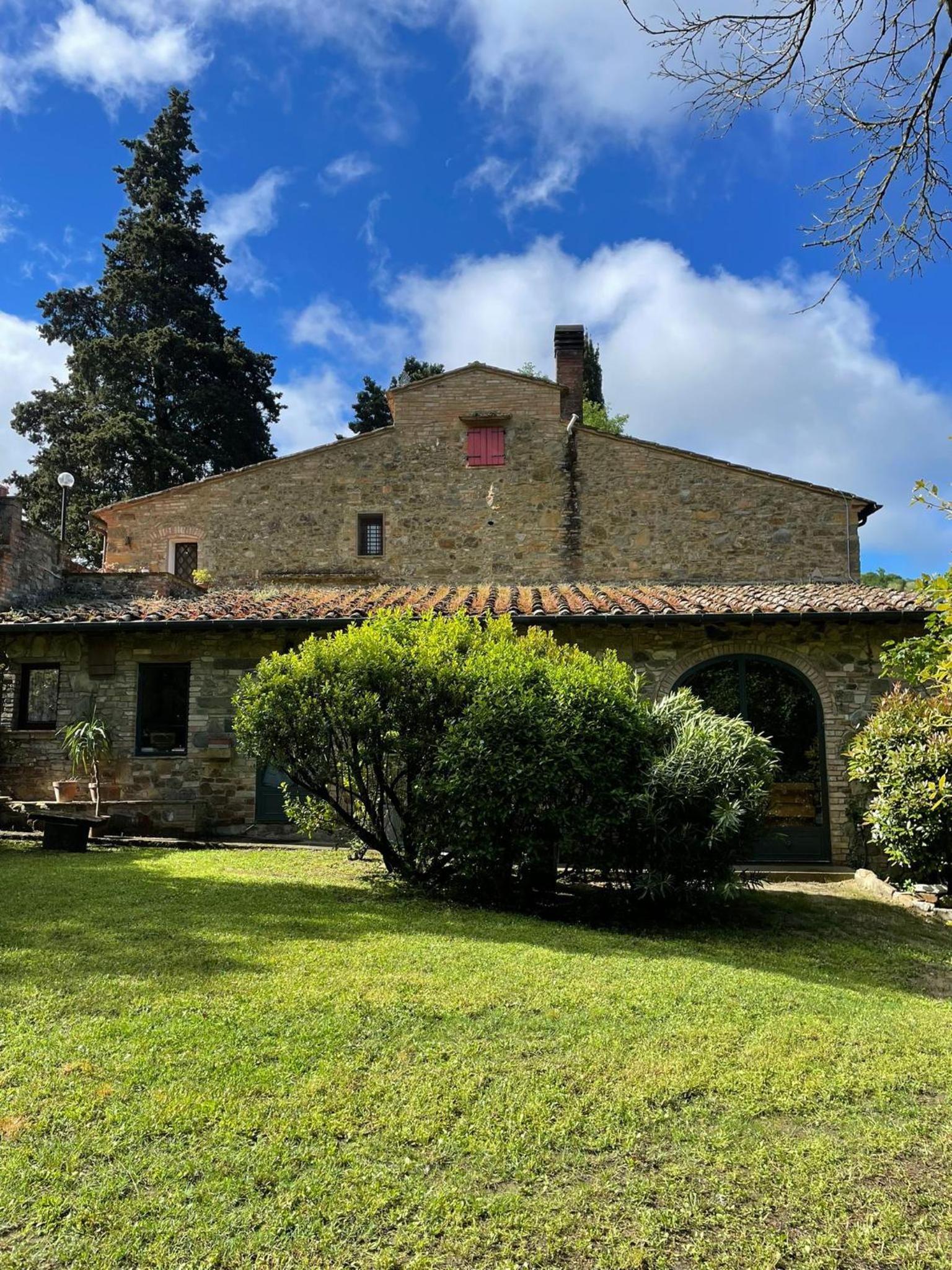 Casa nel bosco il Grottone