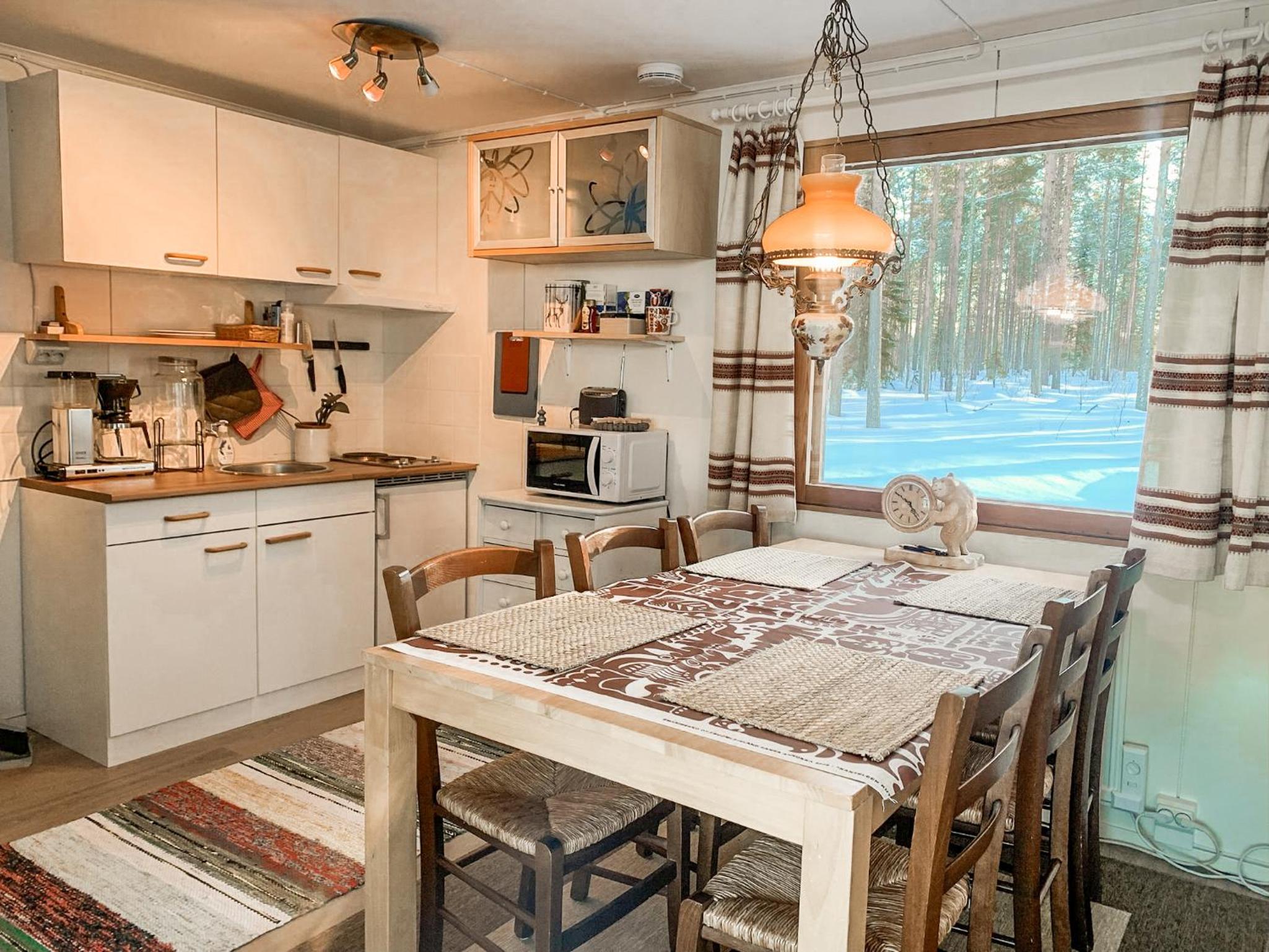 Aurora Lakefront Cottage OTSOLA, 55 km from Rovaniemi