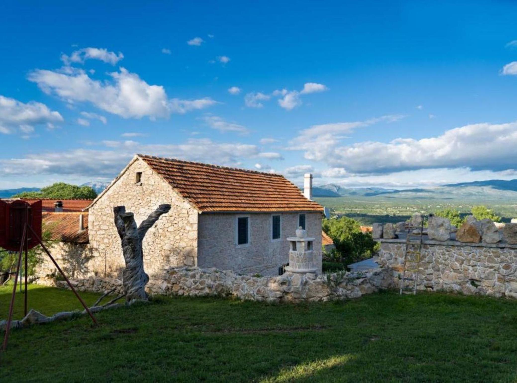Holiday Home Leptir view 2