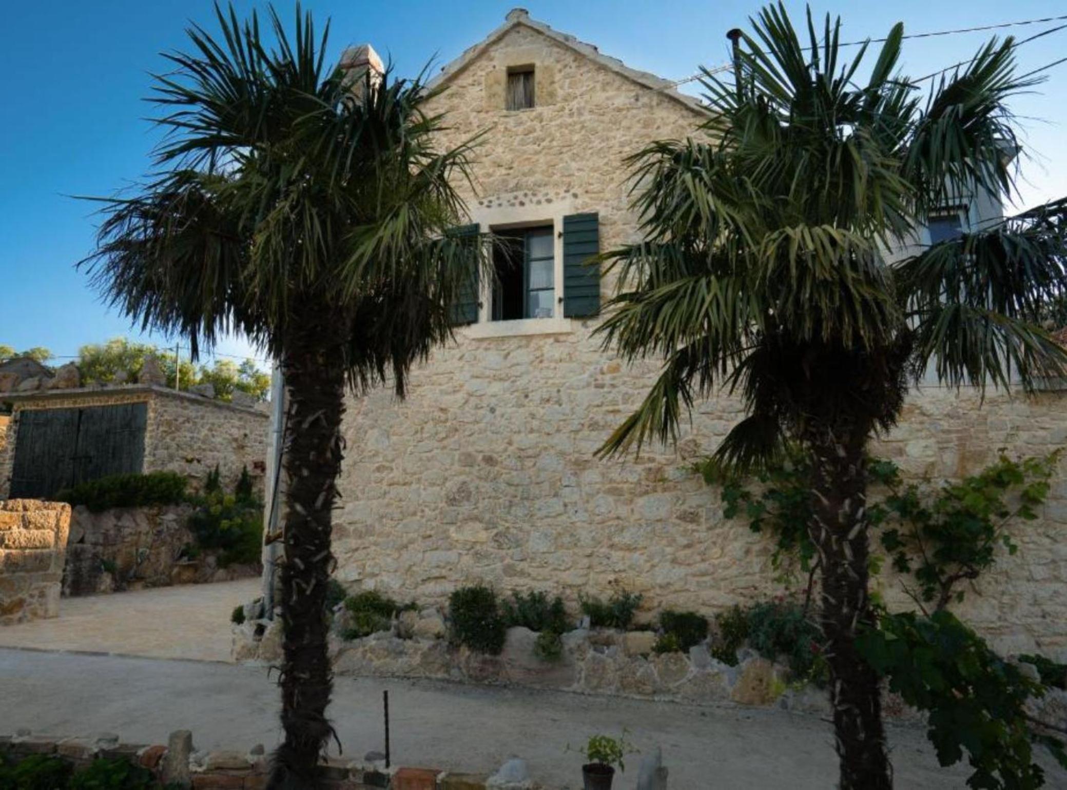 Holiday Home Leptir view 4