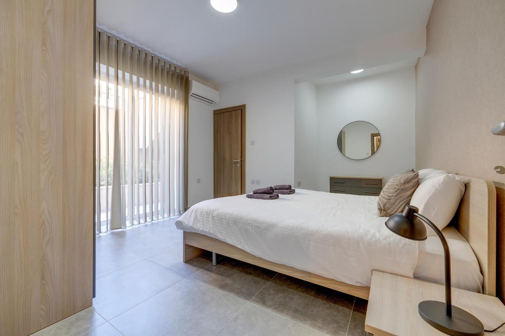 Urban Oasis 3BR Duplex in a Prime Location view 5