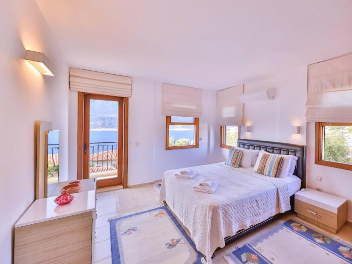 Villa Sarpedon